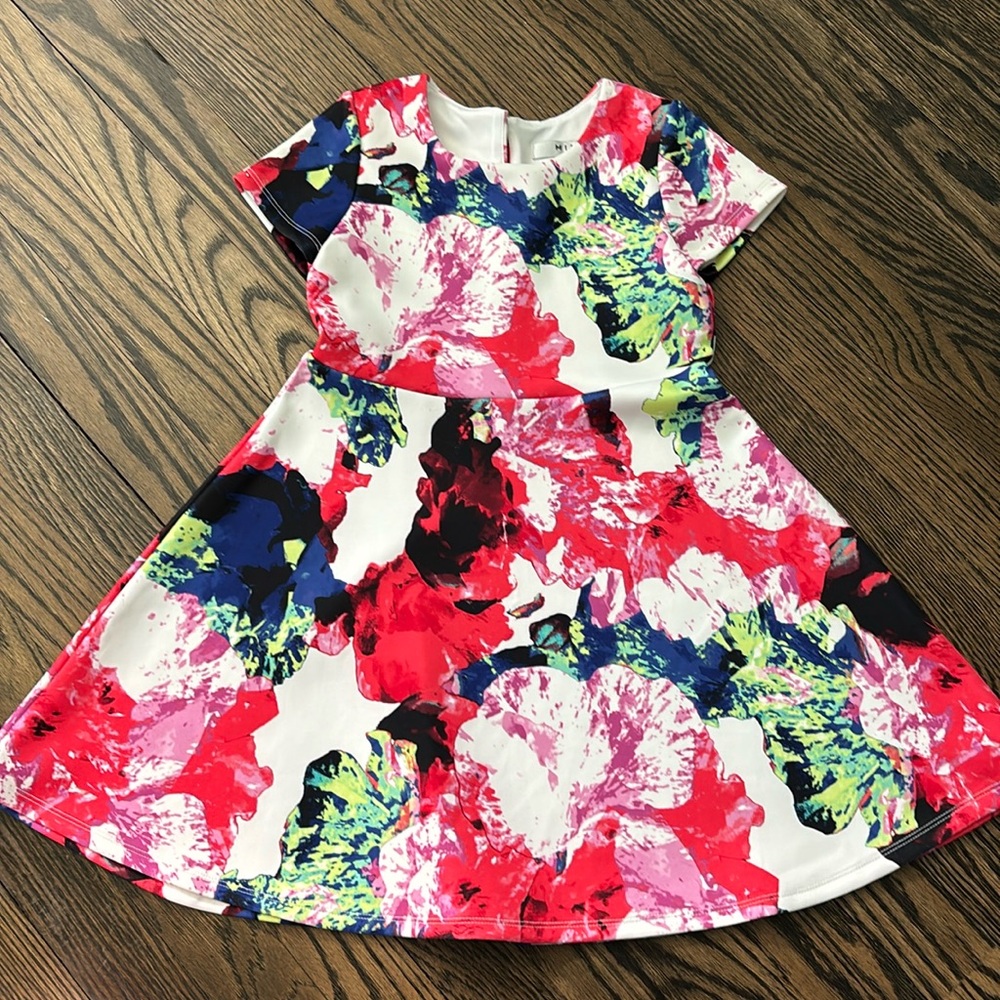 Floral Milly dress, girls size 5. Only worn once for a photo shoot